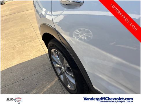 Certified 2023 Buick Encore GX Essence w/ Experience Buick Package FWD image 6
