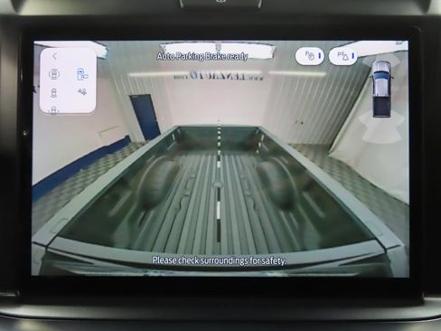 Used 2025 Ford F350 Platinum image 22