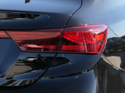 Used 2023 Kia Forte LXS image 4