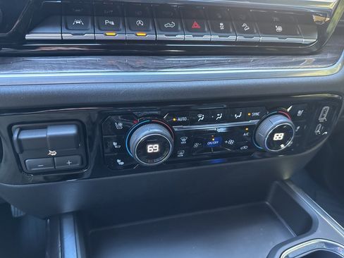 Certified 2023 Chevrolet Silverado 1500 LTZ w/ Technology Package image 24