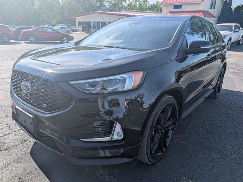 Used 2019 Ford Edge ST w/ Equipment Group 401A AWD/4WD image 3