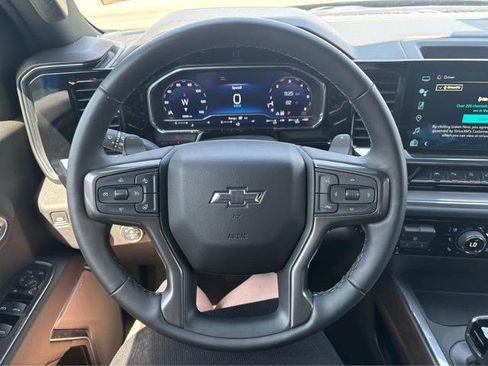 Used 2024 Chevrolet Silverado 1500 High Country w/ Midnight Edition AWD/4WD image 19
