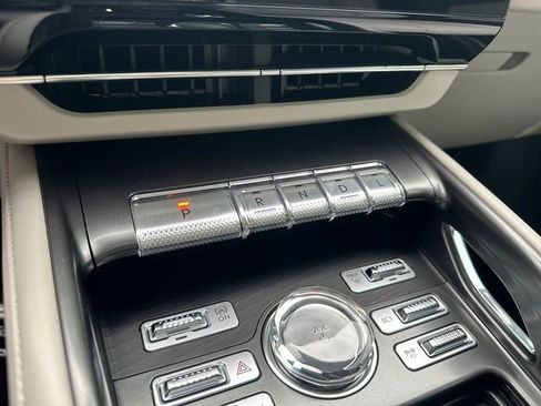 New 2026 Lincoln Nautilus Reserve AWD/4WD image 30