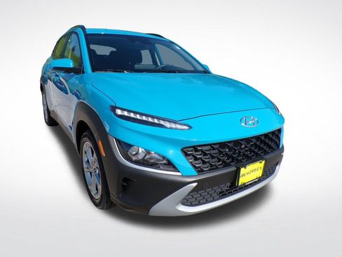 Certified 2022 Hyundai Kona SEL AWD/4WD image 9
