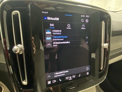 Certified 2024 Volvo XC40 B5 Plus w/ Protection Package Premier image 21