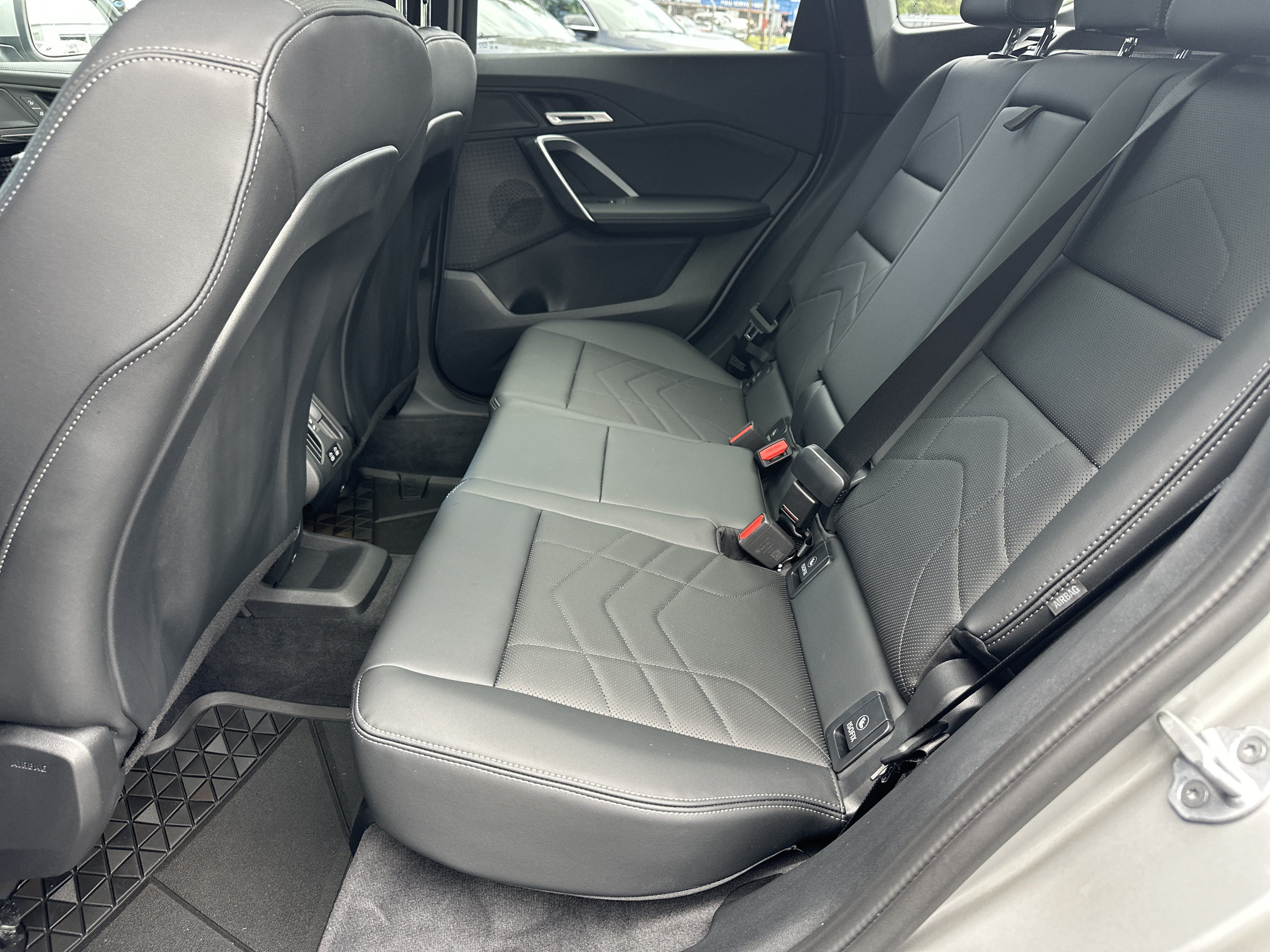 Used 2026 BMW X1 xDrive28i w/ Technology Package AWD/4WD image 22