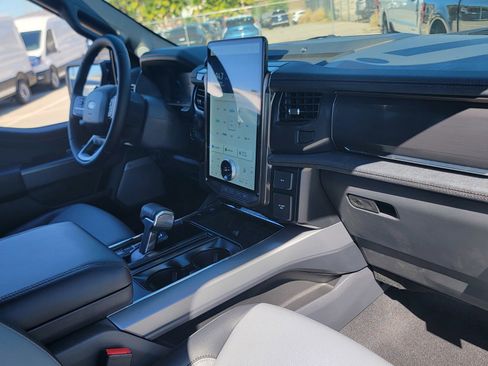 New 2025 Ford F150 Lightning Lariat image 16