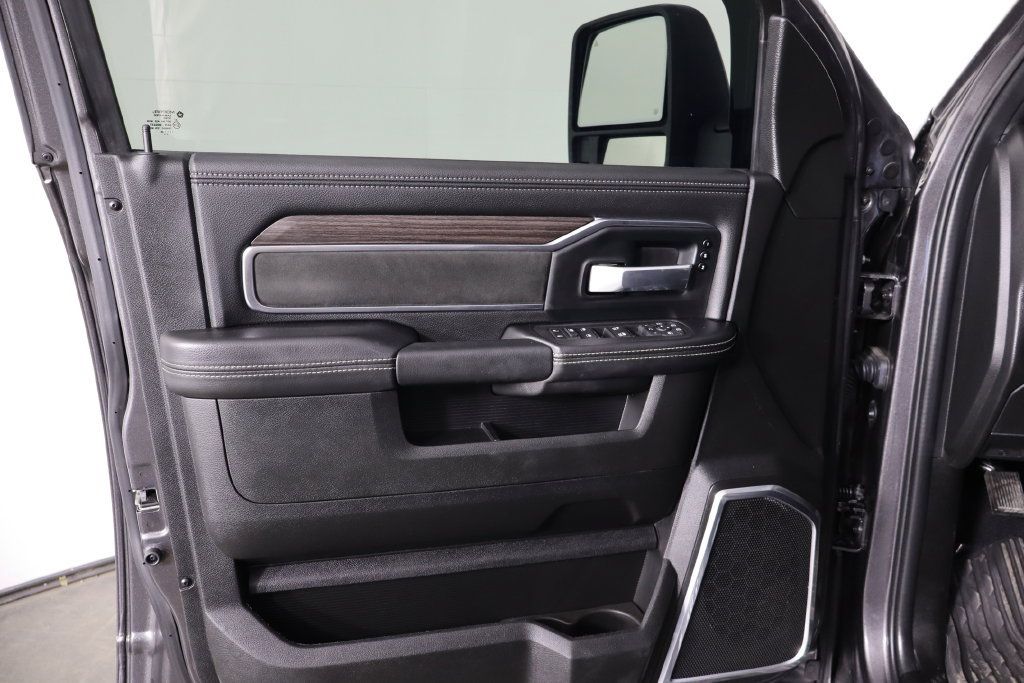 Used 2025 RAM 2500 Laramie w/ Night Edition AWD/4WD image 20