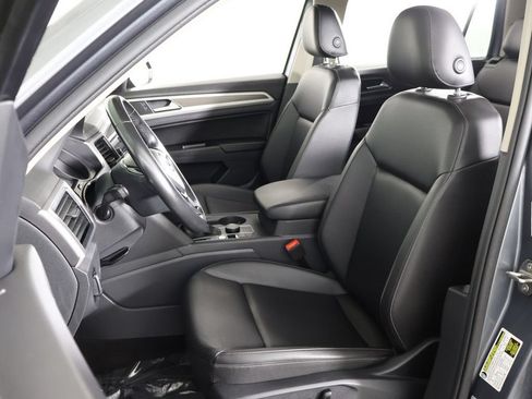 Used 2019 Volkswagen Atlas SE AWD/4WD image 32