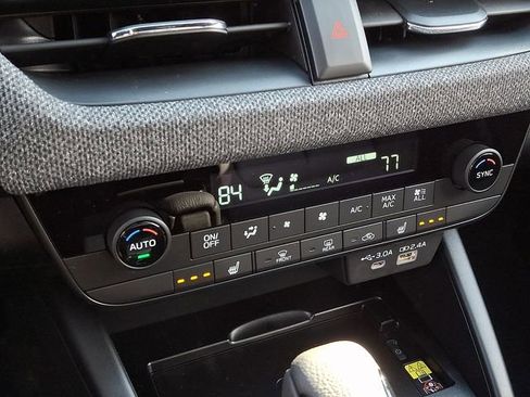 New 2026 Subaru Outback Premium image 19