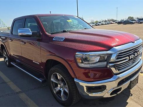 Used 2019 RAM 1500 Laramie AWD/4WD image 2