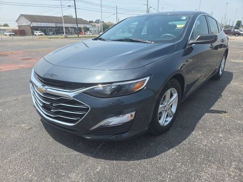 Used 2021 Chevrolet Malibu LS FWD image 4
