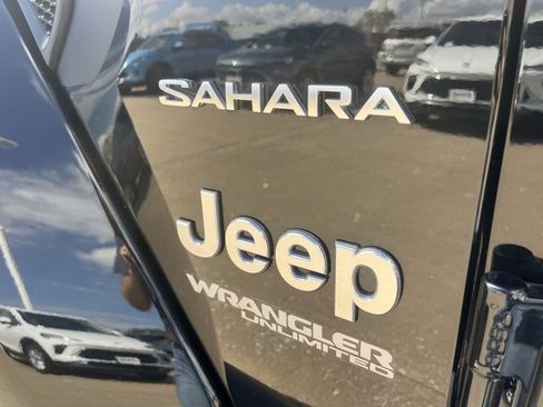 Used 2019 Jeep Wrangler Unlimited Sahara image 64
