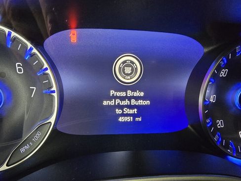 Used 2025 Chrysler Pacifica Select FWD image 21
