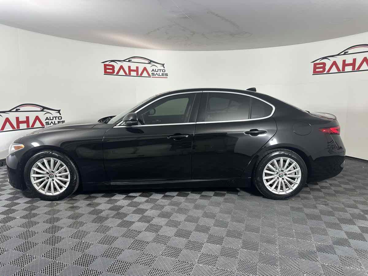 Used 2021 Alfa Romeo Giulia Sprint w/ Active Assist 1 Package RWD image 5