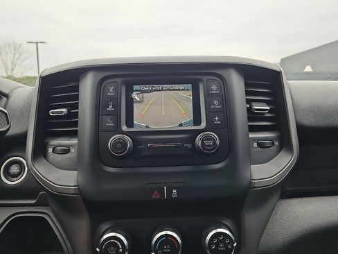 Used 2022 RAM 2500 Tradesman w/ Chrome Appearance Group AWD/4WD image 26
