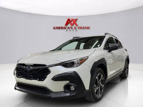 Used 2024 Subaru Crosstrek 2.0i Premium AWD/4WD image 4