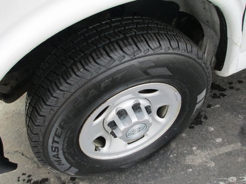 Used 2016 Chevrolet Express 2500 Work Van image 11