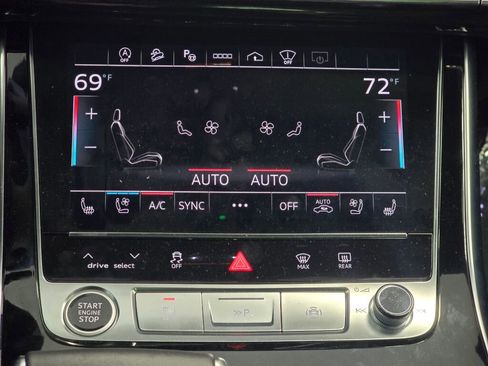 Used 2024 Audi Q8 Prestige w/ Prestige Package image 40