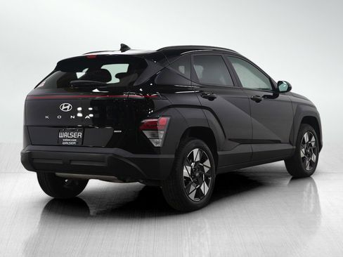 Used 2025 Hyundai Kona SEL image 6