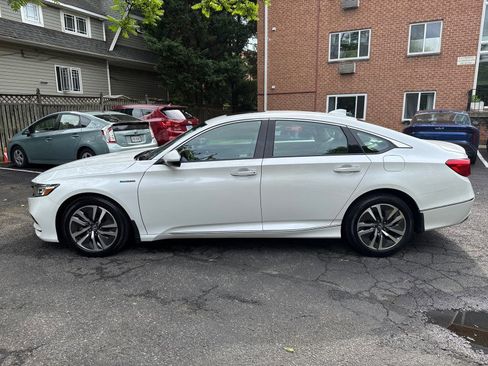 Used 2019 Honda Accord Touring image 7