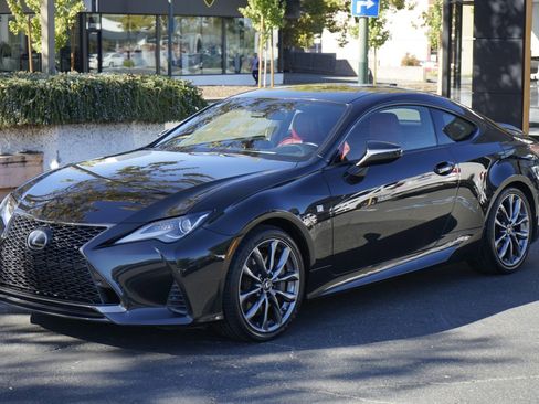 Used 2019 Lexus RC 300 F Sport image 2