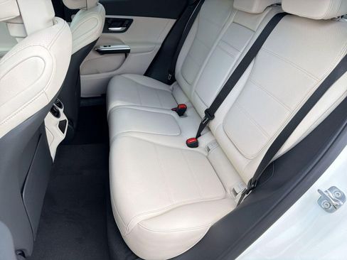 New 2026 Mercedes-Benz GLC 300 image 14