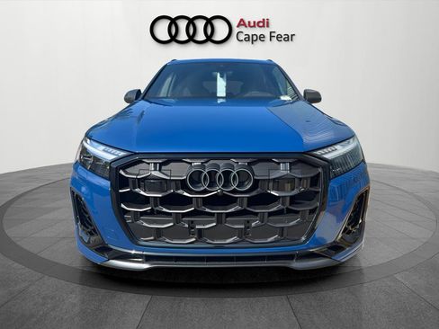New 2026 Audi SQ7 Prestige image 8