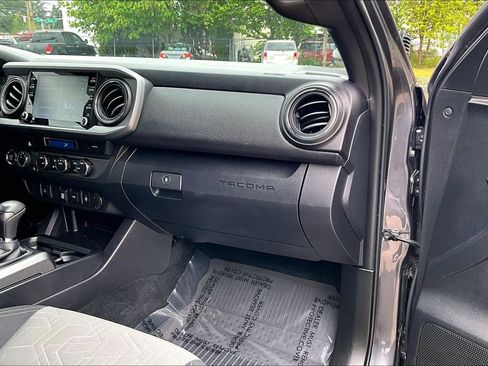 Used 2023 Toyota Tacoma TRD Off-Road AWD/4WD image 19