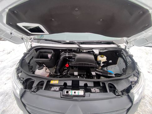 Used 2023 Mercedes-Benz Sprinter 2500 image 38