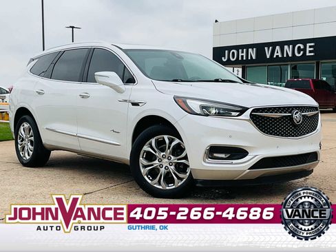 Used 2018 Buick Enclave Avenir w/ Avenir Technology Package image 1