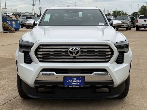 New 2026 Toyota Tacoma Limited AWD/4WD image 3