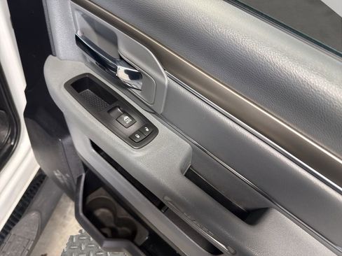 Used 2017 RAM 2500 Big Horn image 21