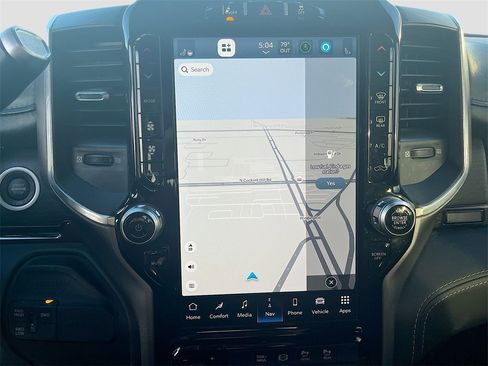 Used 2024 RAM 2500 Limited image 13