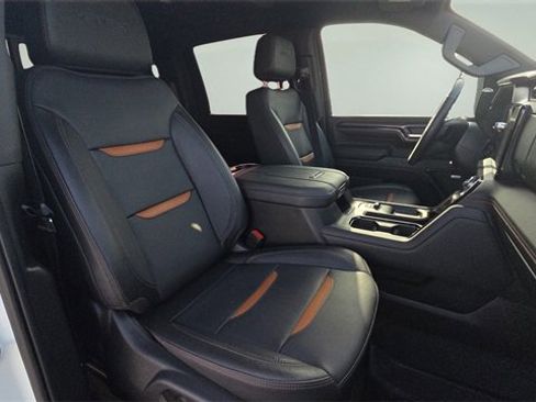 Used 2024 GMC Sierra 2500 AT4 w/ AT4 Preferred Package image 23