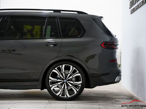 Used 2023 BMW X7 xDrive40i w/ M SPORT PACKAGE AWD/4WD image 15