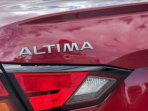 Used 2024 Nissan Altima 2.5 SL image 19