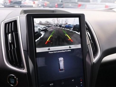 Certified 2024 Ford Edge SEL image 16