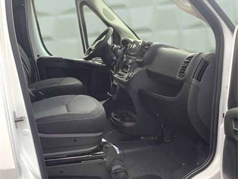 Used 2024 RAM ProMaster 2500 w/ Safety Group image 17