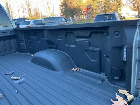 New 2025 Chevrolet Silverado 3500 LT image 17