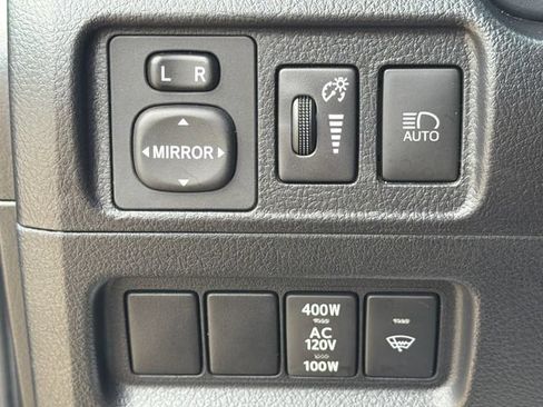 Used 2023 Toyota 4Runner SR5 AWD/4WD image 19