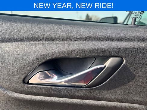 Used 2025 Chevrolet Blazer LT w/ Midnight/Sport Edition image 18