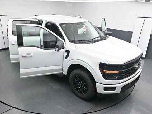 New 2026 Ford F150 XLT w/ Equipment Group 302A MID AWD/4WD image 32