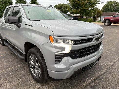 Used 2024 Chevrolet Silverado 1500 RST w/ Protection Package AWD/4WD image 8