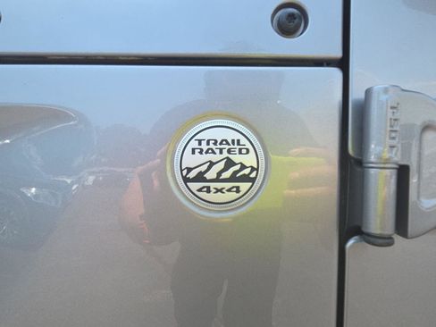 Used 2019 Jeep Wrangler Unlimited Sport S image 6