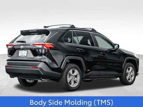 Certified 2023 Toyota RAV4 LE AWD/4WD image 7