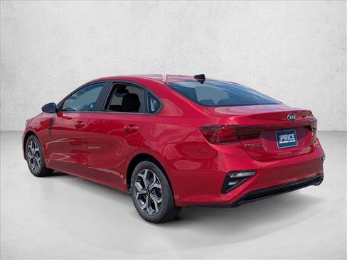 Used 2021 Kia Forte LXS FWD image 7