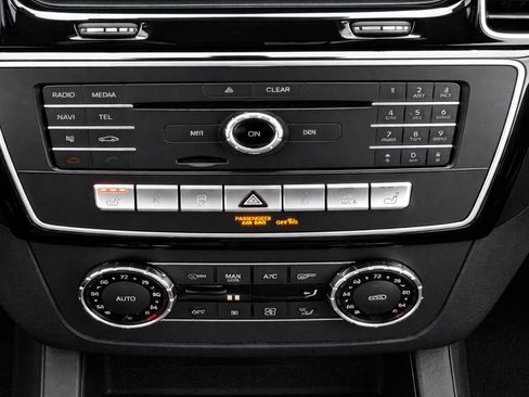 Used 2016 Mercedes-Benz GLE 350 image 18