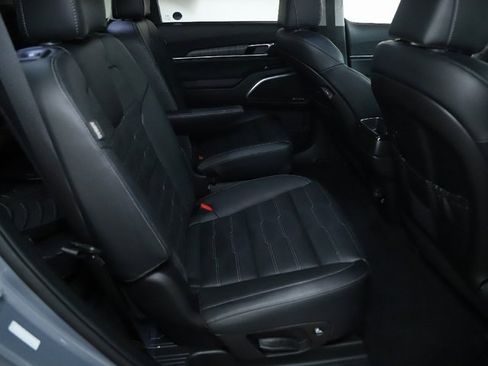 Used 2024 Kia Telluride SX Prestige image 32