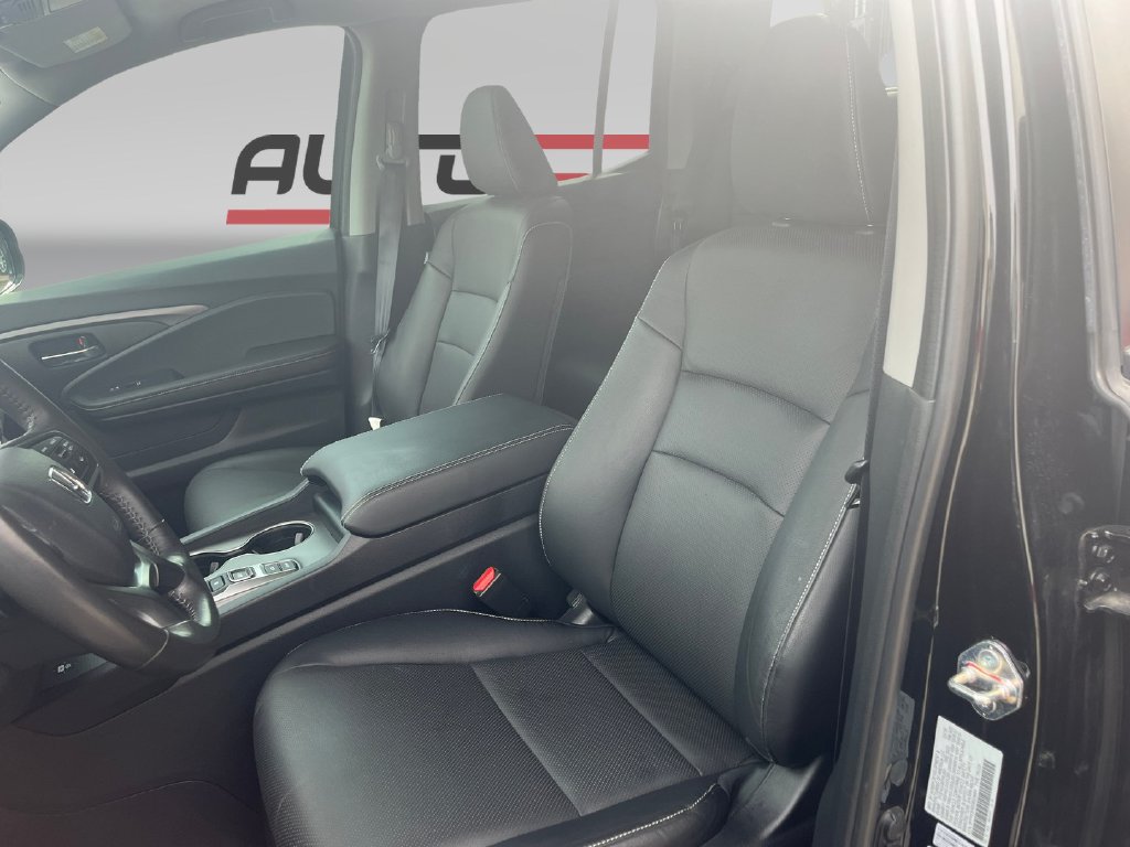 Used 2025 Honda Ridgeline RTL image 11